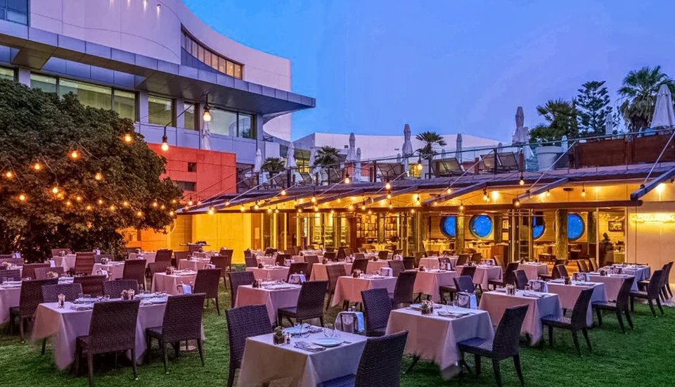 هتل سوئیس اوتل بویوک افس ازمیر